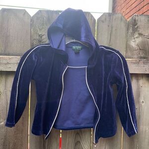 Children’s Place velour hoodie sz. 6